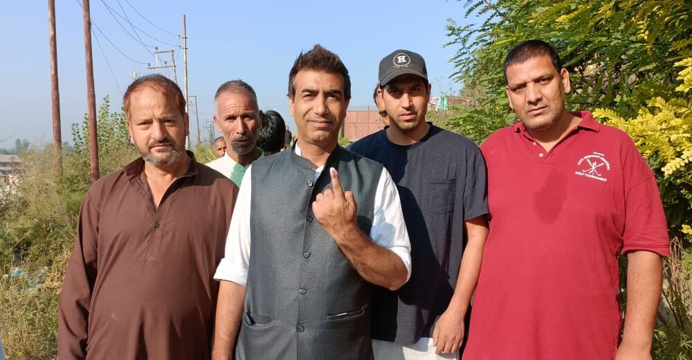 Dr. Bilal Ahmad Bhat Casts His First Vote in 47 Years, Running as Independent Candidate in Pampore Constituency