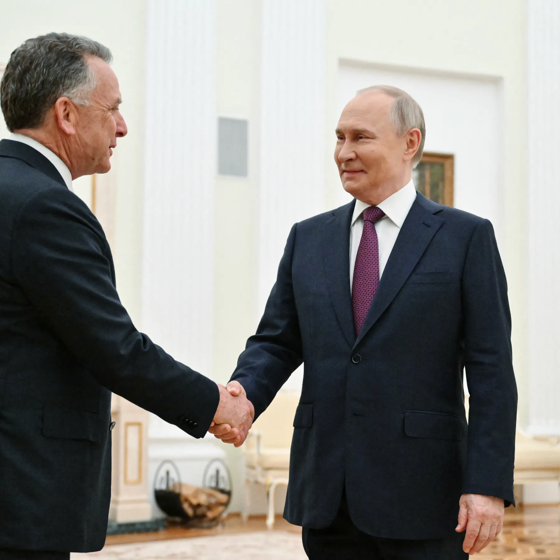 Putin Open to Peace Talks, But Kremlin Urges Caution Against Rushed Deal
