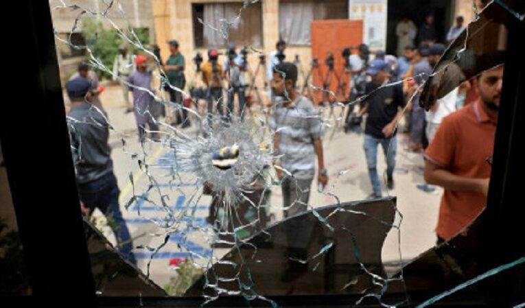 Chaos and Desperation: Over 200 Inmates Escape Karachi Jail Amid Earthquake Panic