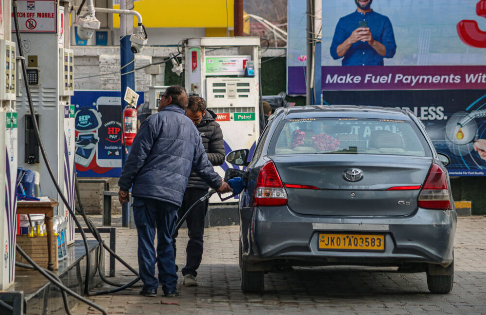 Delhi Says No to Fuel for Old Vehicles: A Big Move for Cleaner Air