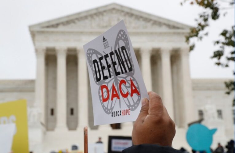 US May Resume Accepting DACA Applications for Work, Residency
