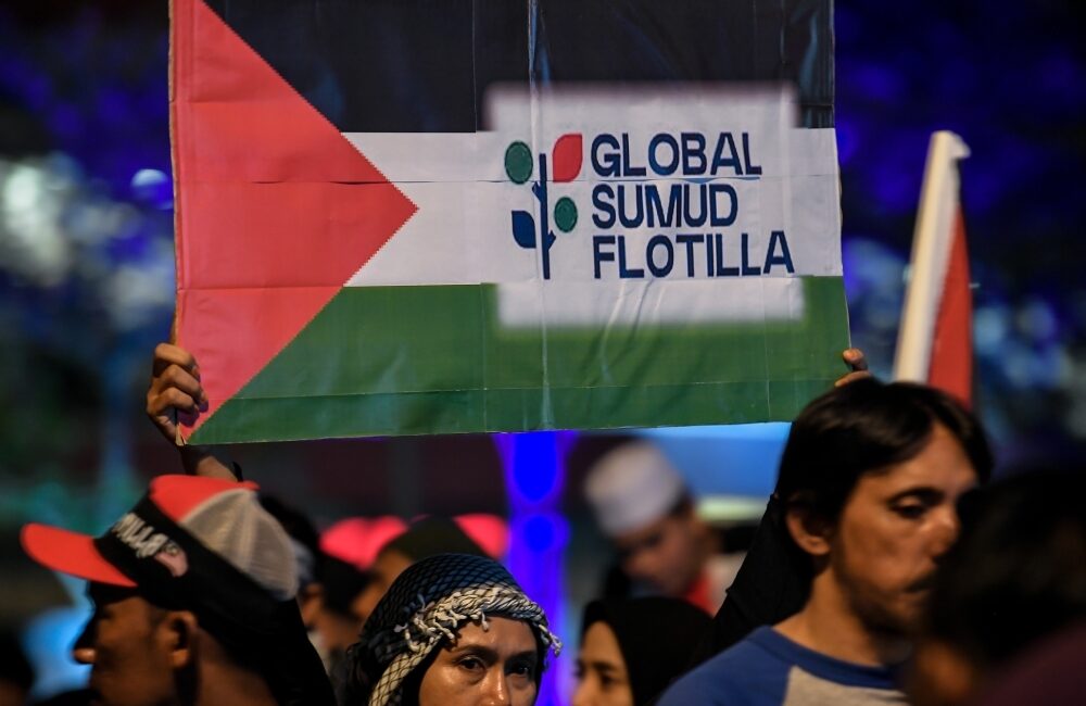 Rapid KL Extends Train Services Tonight to Support Massive Gaza Solidarity Rally at Axiata Arena