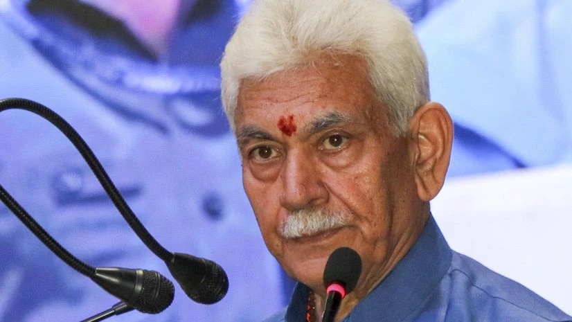 Delhi Blast: LG Manoj Sinha Urges Citizens to Stand United Against Terrorism