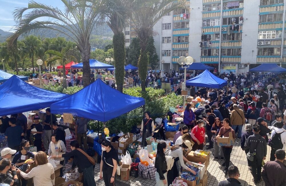 Hong Kong Rallies: Volunteers Race to Aid Survivors After Deadly Fire