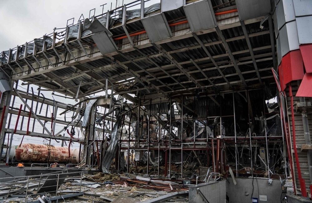 Trump Warns Europe Against “Wasting Time” as Kyiv Submits Revised Ukraine Peace Plan