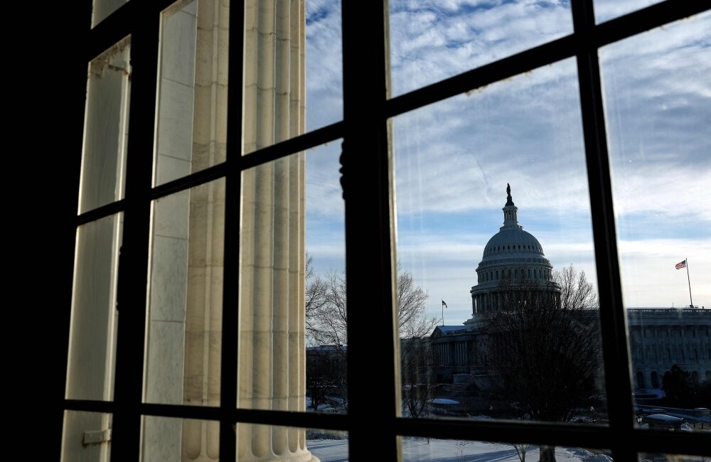 US Government Shutdown Looms Amid Senate Clash Over Trump’s Immigration Crackdown