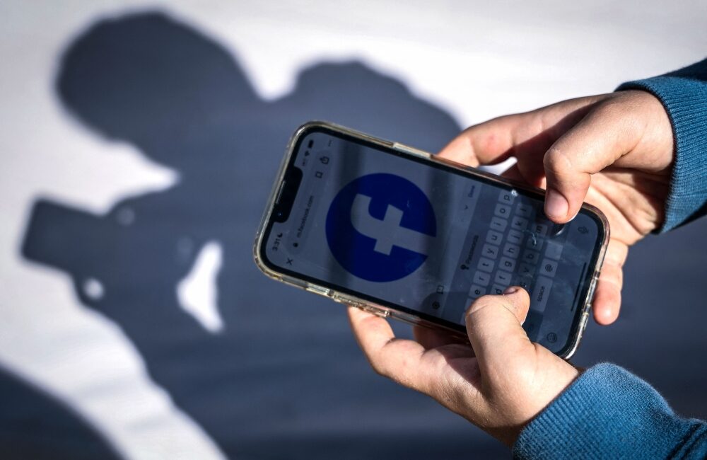 Facebook and TikTok Go Dark in Gabon Amid Government Suspension Over Social Tensions