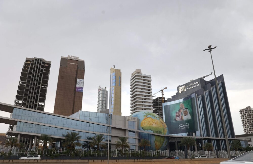 Saudi Arabia Intercepts Two Cruise Missiles South of Riyadh, Foils Drone Threat