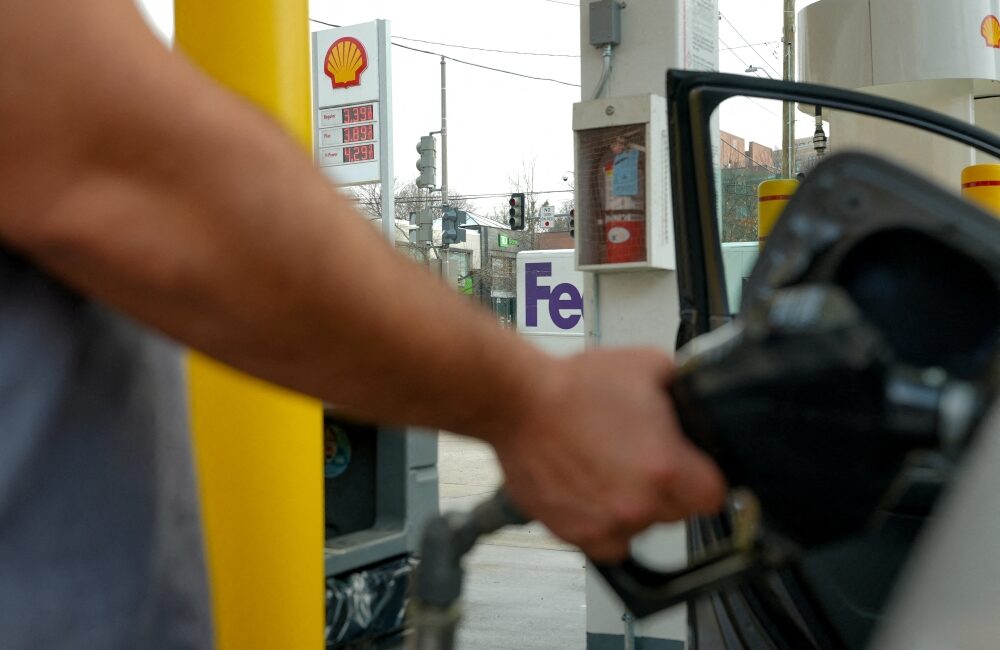 UN Climate Chief Warns Iran Conflict Highlights Risks of Fossil Fuel Dependence