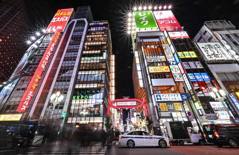 Back to WFH? Asia Revisits Covid-Era Playbook Amid Fuel Crisis