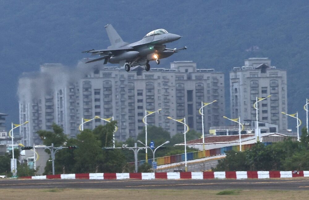 China Opportunity? Taiwan Flags Risks Amid US Focus on Middle East Conflict