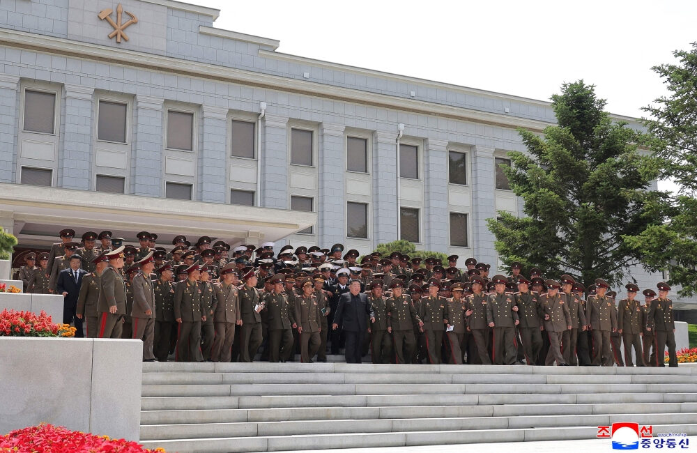 kim jong un orders north korea to transform border into an “impregnable fortress” amid rising military tensions