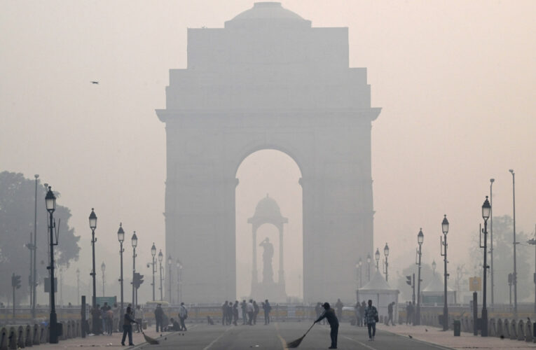 New Delhi rolls out major electric vehicle push to fight worsening air pollution crisis