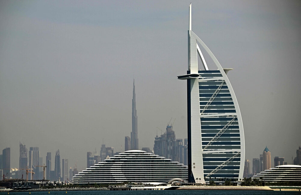 Qatar Issues Emergency Alerts as US Strikes on Iran Raise Tensions Across the Gulf