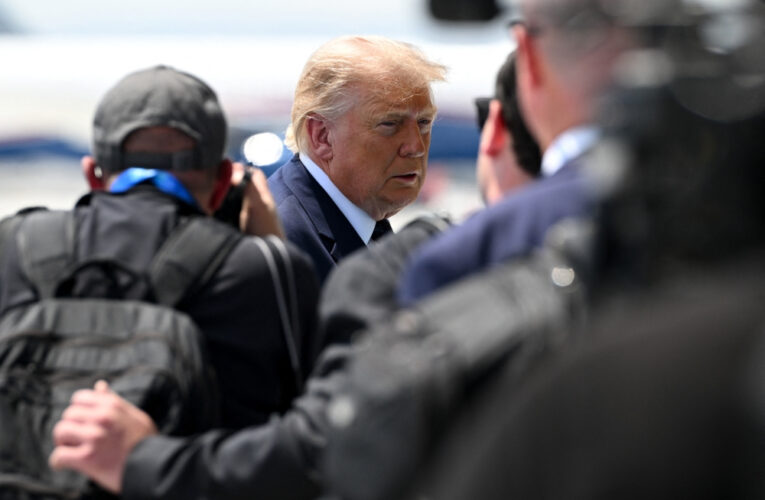 Trump Criticizes Spain and Revives Greenland Ambitions During Nato Summit