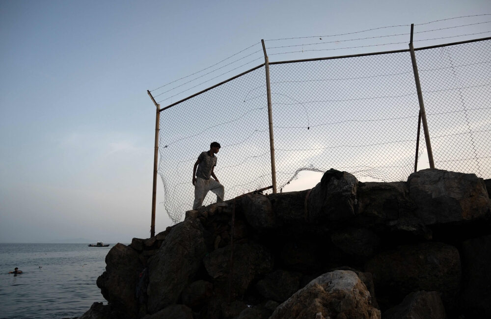 Italy Temporarily Suspends Schengen Measures with Spain Over Ceuta Migrant Surge