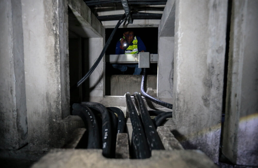 Malaysia Moves to Crack Down on Rail Cable Theft with RM100,000 Fines and Over 1,100 CCTV Cameras